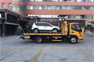 合阳汽车紧急补胎换胎救援